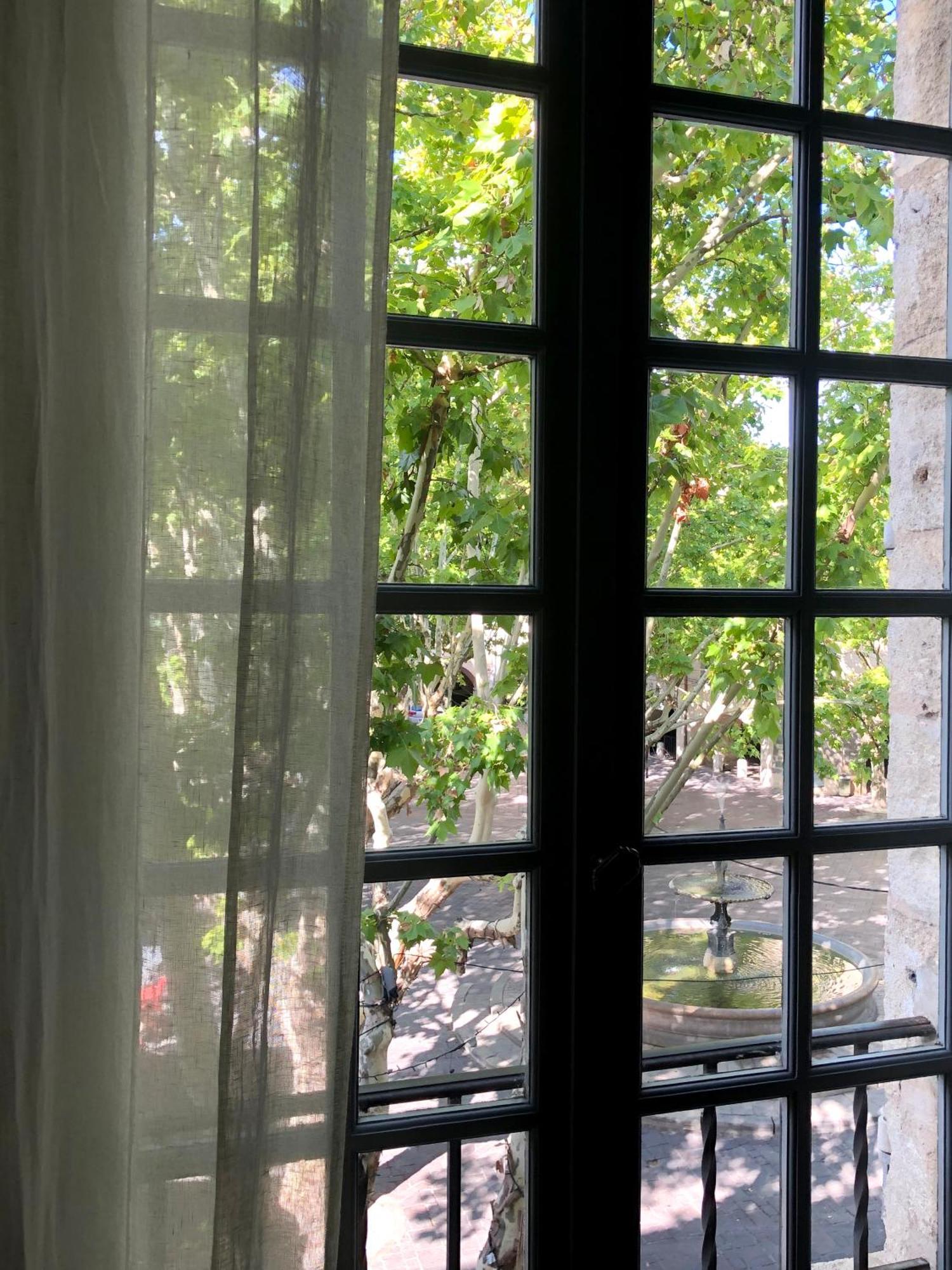 La Boheme Place Aux Herbes ユゼ エクステリア 写真