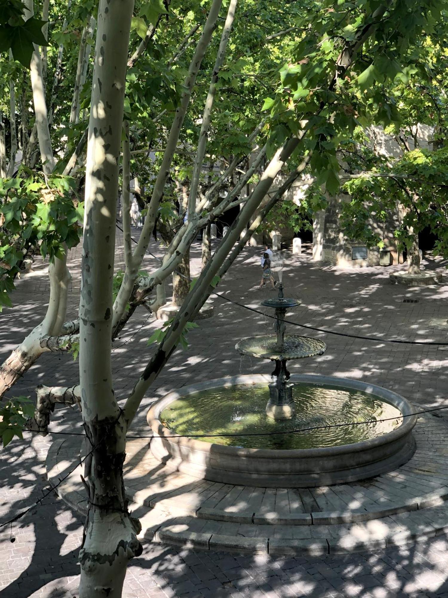 La Boheme Place Aux Herbes ユゼ エクステリア 写真